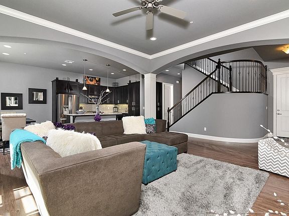 5th image of 6142 Amani Pl