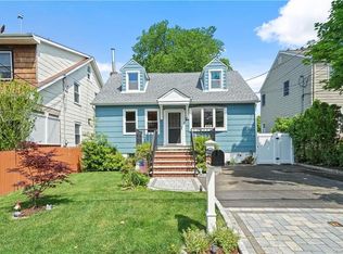 123 Horton St, Bronx, NY 10464