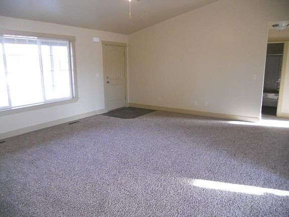 5th image of 1107 Dittman Dr
