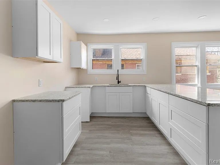 2995 Richton St #3 — Photo 6