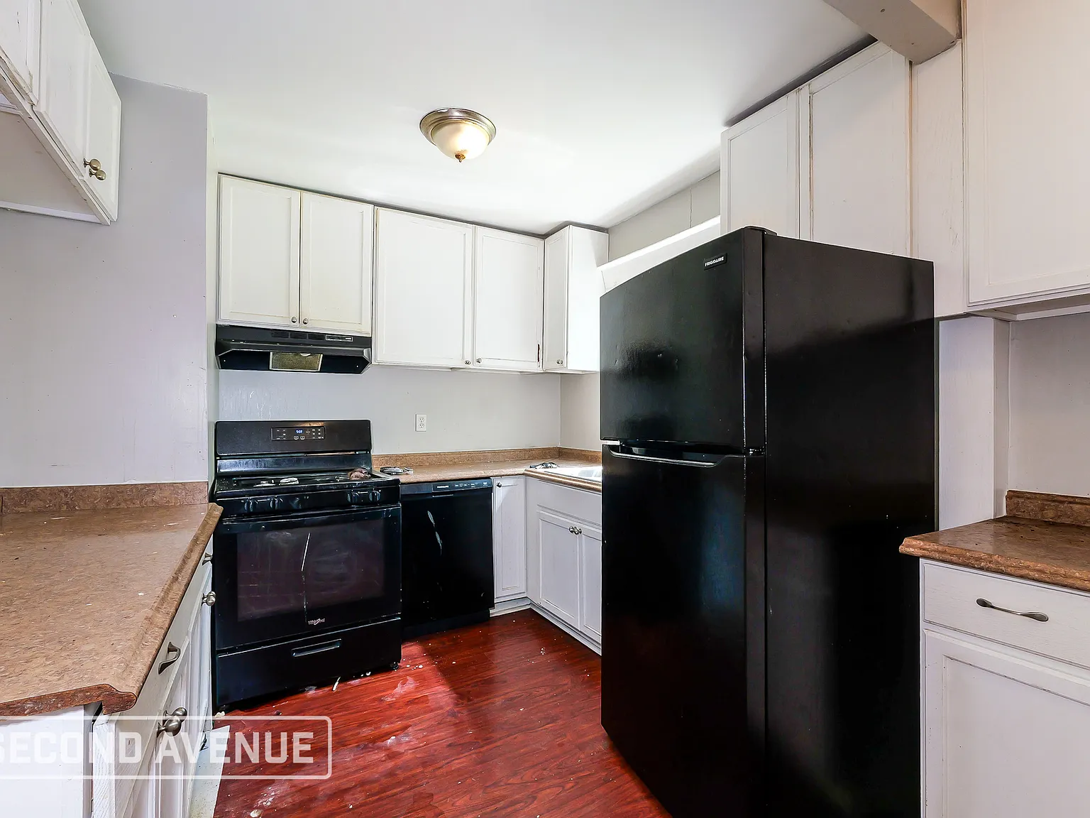 6 bed, 2.0 bath, 2872 sqft, $1,650 — Photo 4