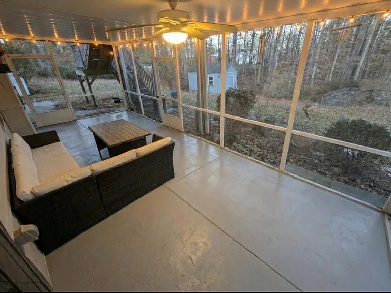 344 Creekview Dr — Photo 26