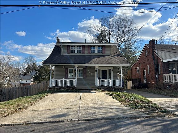 3rd image of 920 Lee St