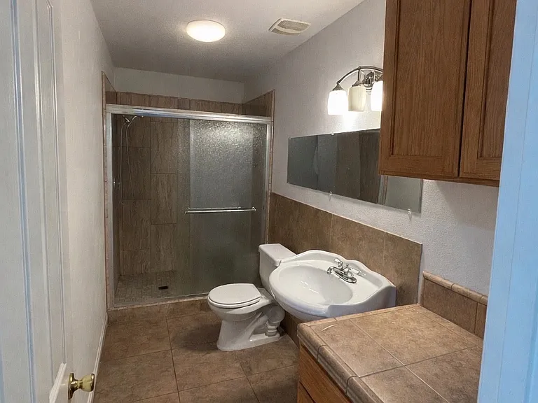 107 S Cottage St — Photo 15