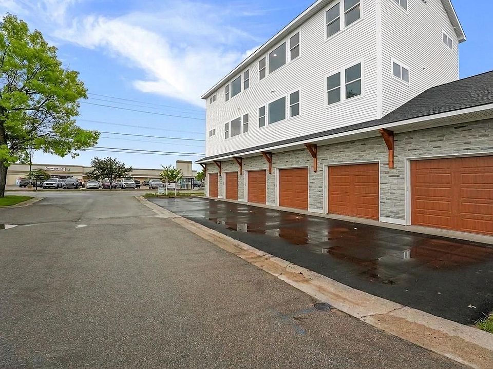 1st image of 1109 S Carver St #2