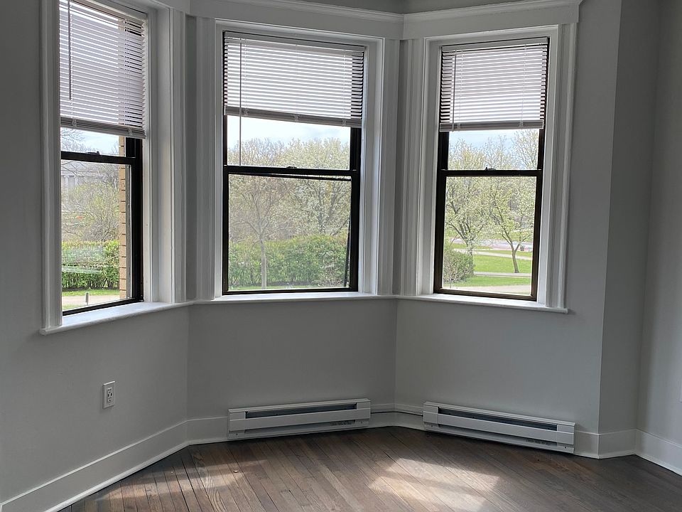 1st image of 211 Park Dr #15
