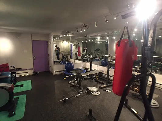 Rented by Evergreen Apartments BK | media 36