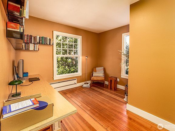 4th image of 2315 E Spring Street