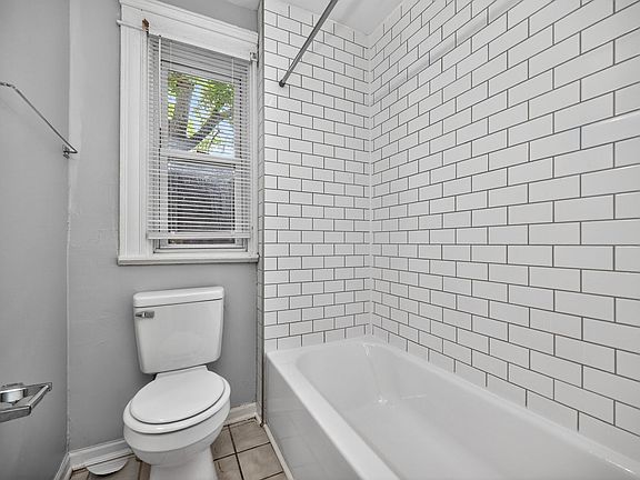 4th image of 329 W McMillan St APT 5