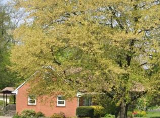 7502 High Fern Rd, Louisville, KY 40291