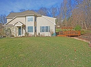 279 Sparrow Ln, Ephrata, PA 17522