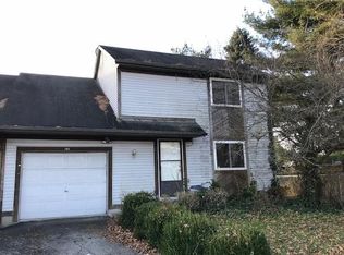 283 E Broad St, Pataskala, OH 43062
