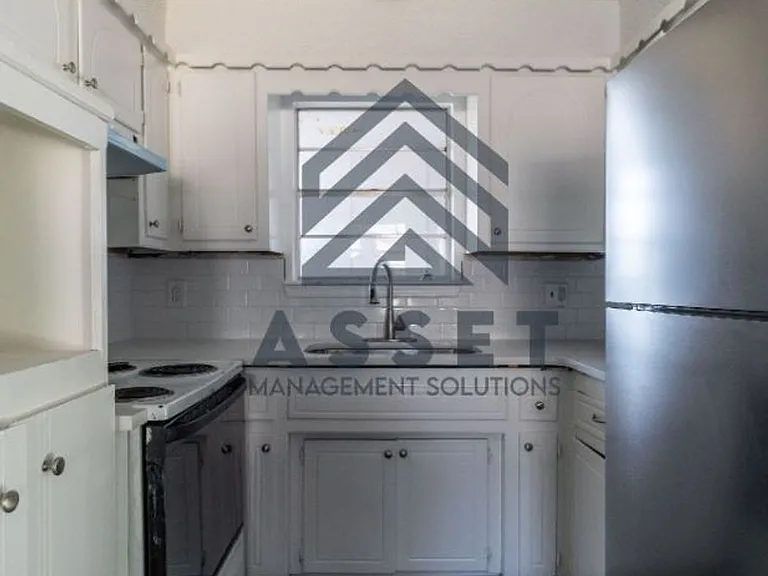 9316 NE Stardust Ln — Photo 11