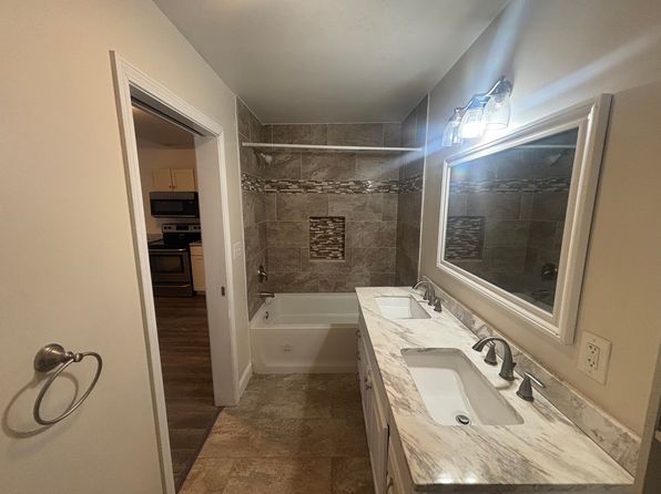 253 Lisbon St #2B
