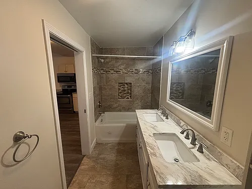 253 Lisbon St #2B Photo 1