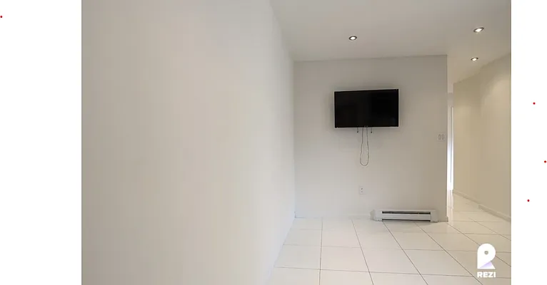 Rented by REZI | media 45