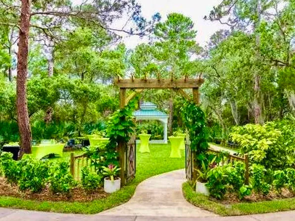 574 SW Fairview Avenue, Port St Lucie, FL 34983