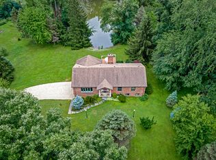 28W221 Hillview Ave, West Chicago, IL 60185