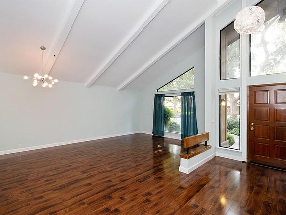 2nd image of 6260 N Palm Ave Unit 142