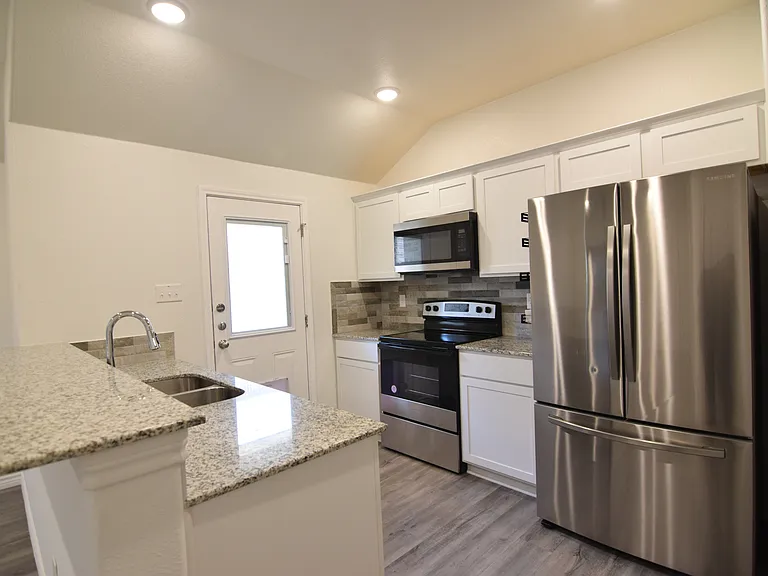 313 Lost Trl, Copperas Cove — Photo 3