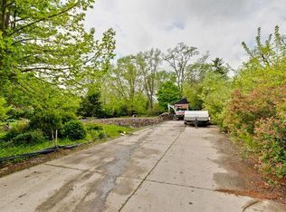 2120 Cargill Dr, Northbrook, IL 60062