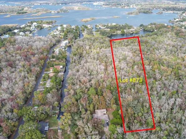 873 N Michael Brunn Point, Crystal River, FL 34429