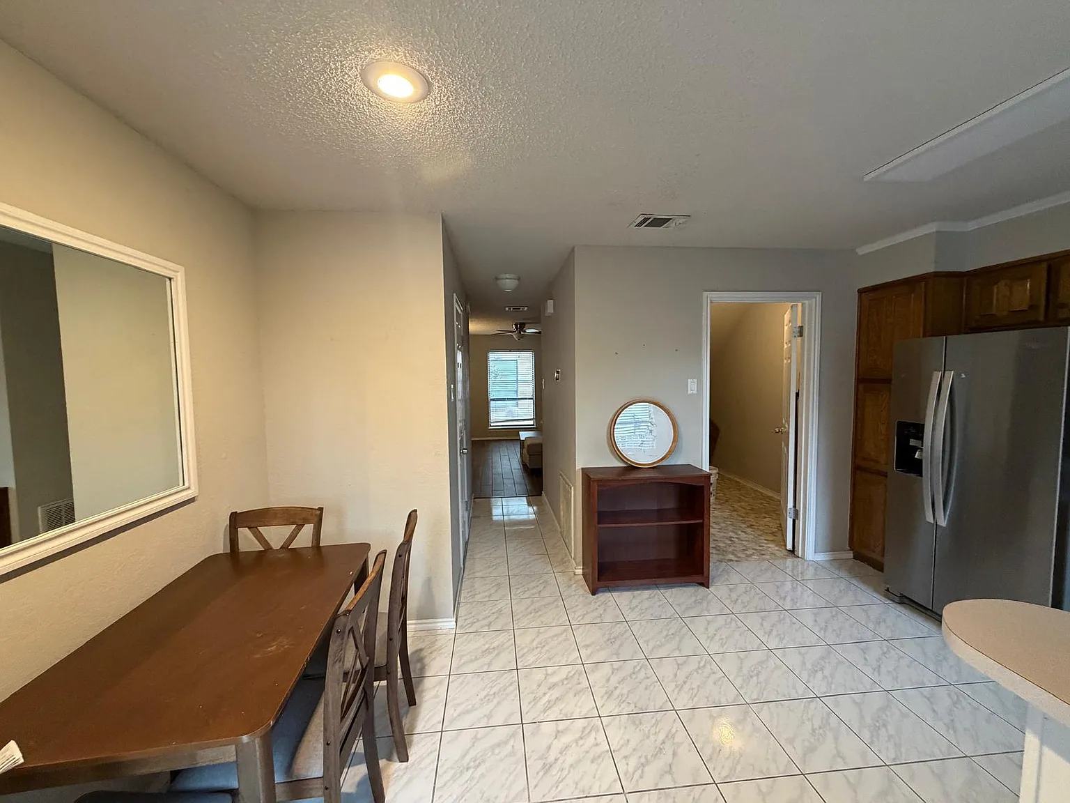 3 bed, 1164 sqft, $1,400 — Photo 4