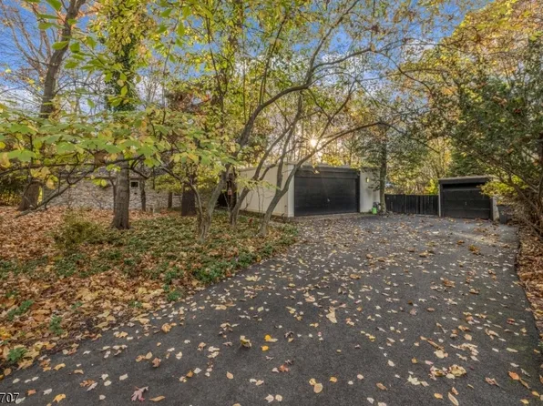 12 Robinwood Dr, Little Falls Twp., NJ 07424