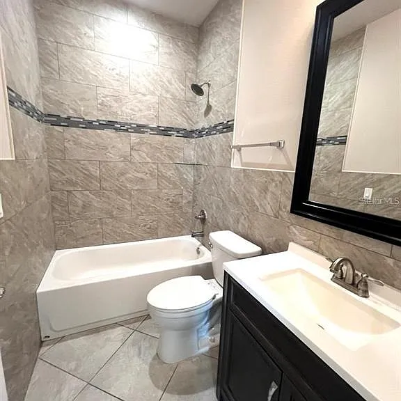 57 Columbia Ln #A — Photo 10