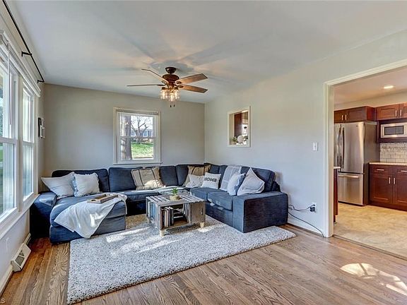 4th image of 2607 Larkspur Dr