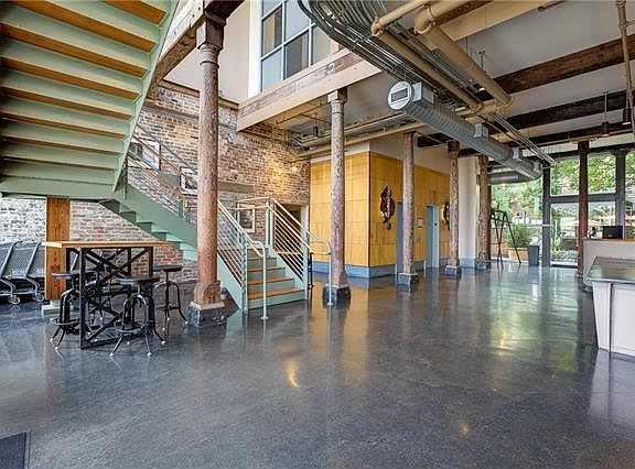 3rd image of 920 Poeyfarre St APT 130