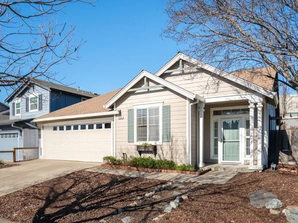 2381 Summercreek Drive, Santa Rosa, CA 95404