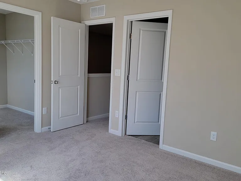 12870 Josslyn Ln — Photo 17