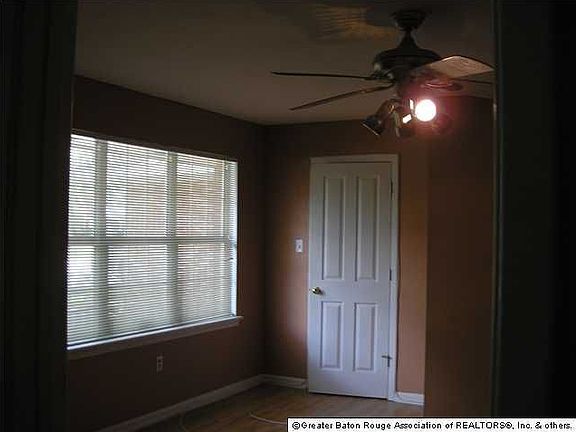 5th image of 1487 Sierra Vista Dr