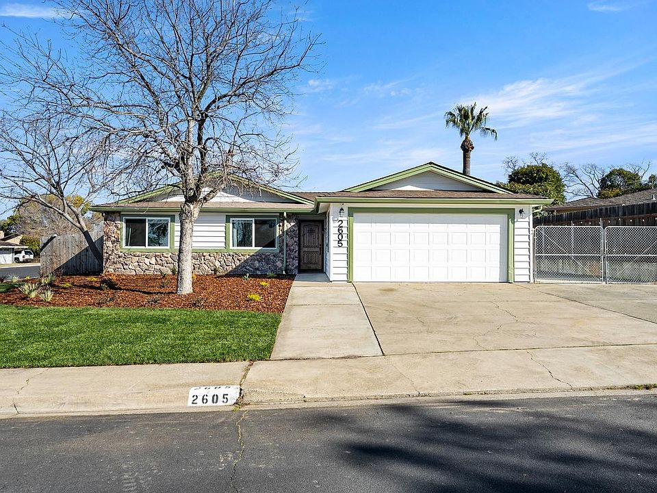 1st image of 2605 Plumbago Ct