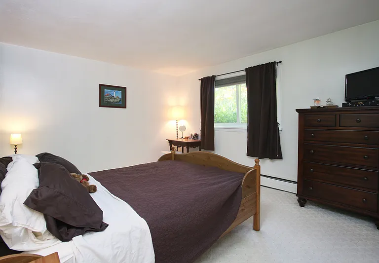 35 Jacqueline Rd #B — Photo 5