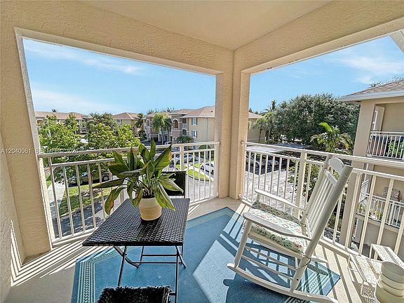 5th image of 6458 Emerald Dunes Dr APT 303