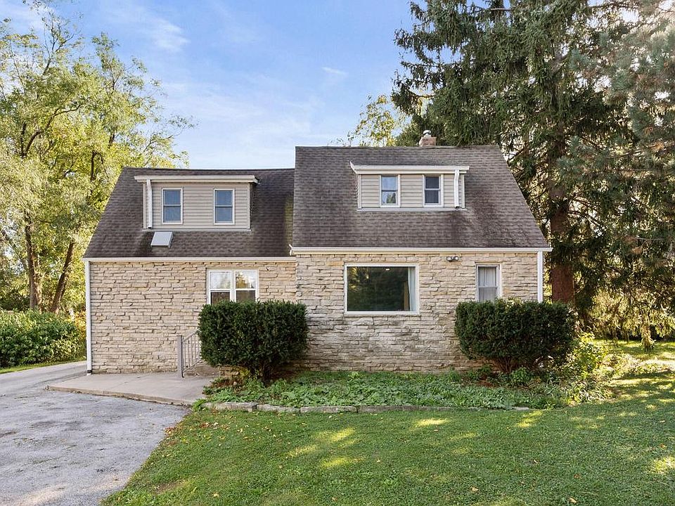1st image of 4095 West Woodale AVENUE