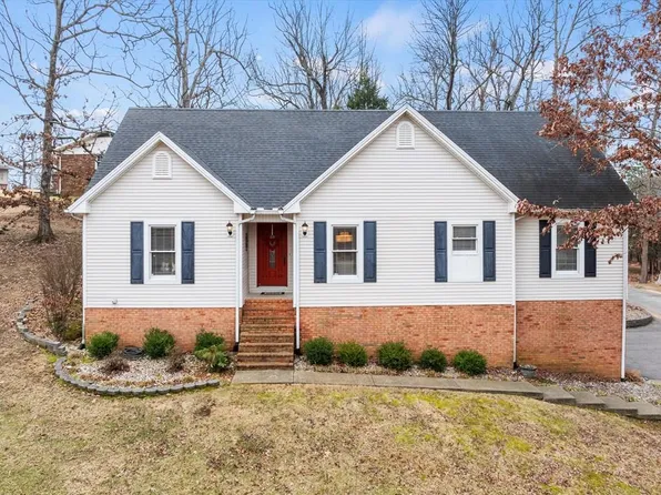 1820 Highland Dr, Madisonville, KY 42431