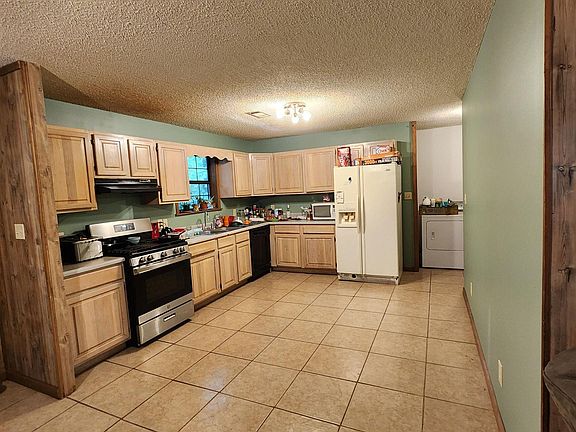 3rd image of 2420 S Grant St #73