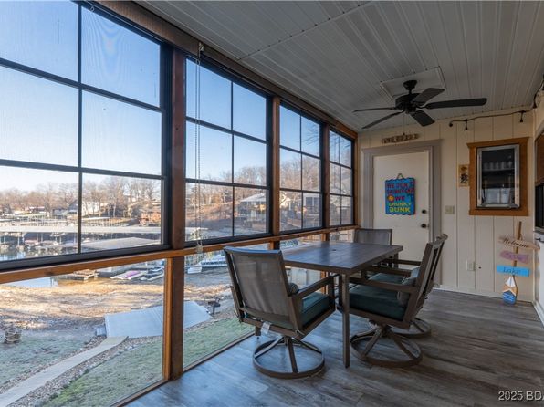 27 Roanda Beach Dr #1A, Lake Ozark, MO 65049