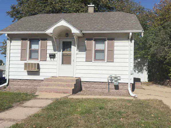 1728 W 11th St, Sioux Falls, SD 57104