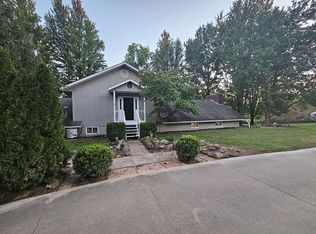 3427 Holly Rd, Seneca, MO 64865