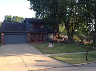 4208 Francrest Cir, West Des Moines, IA 50266