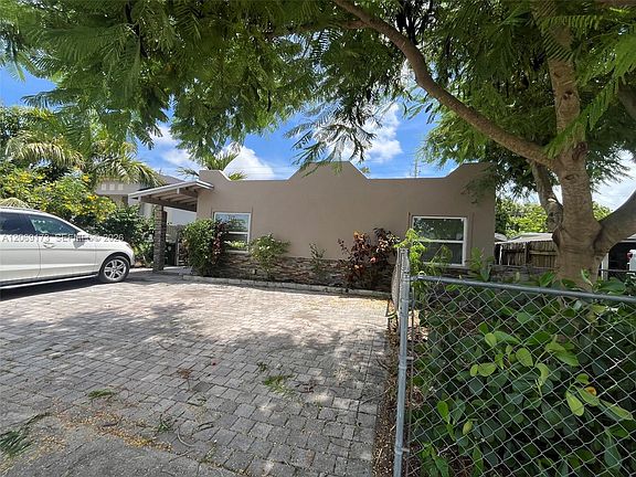 5th image of 322 Jackson Ave