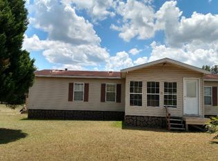 446 Max Deen Dr, Baxley, GA 31513
