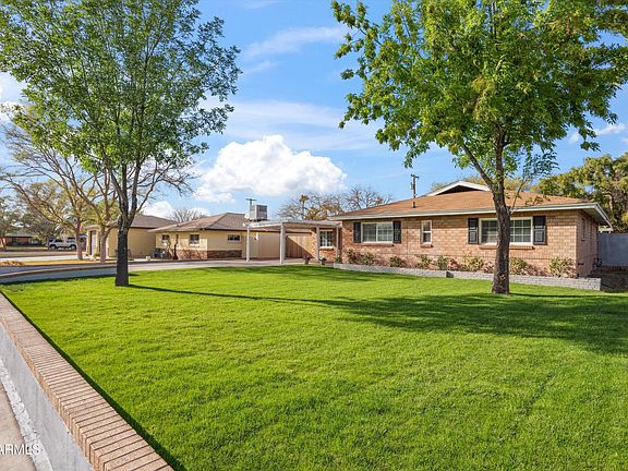4th image of 1940 E MONTEBELLO Avenue