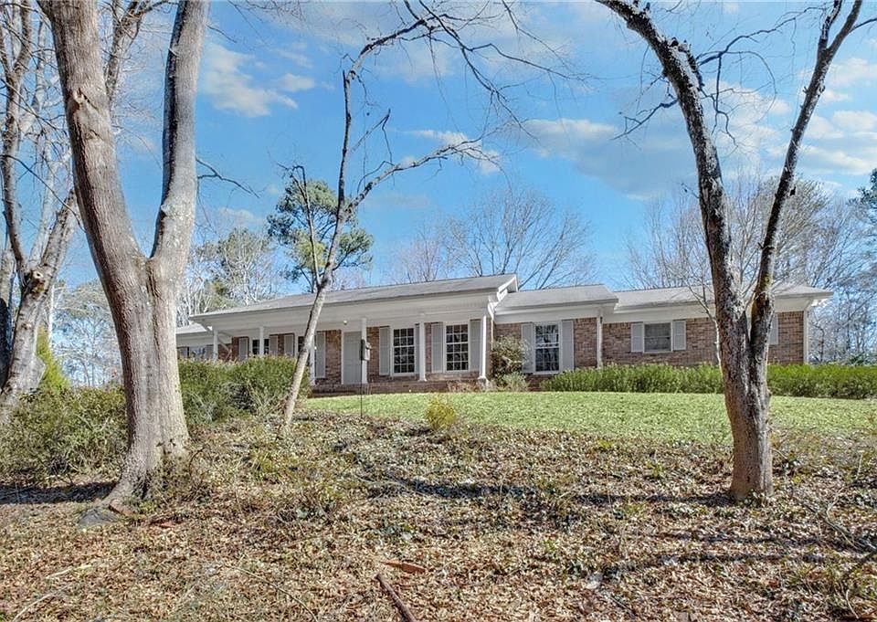 1st image of 6185 Heards Creek Dr