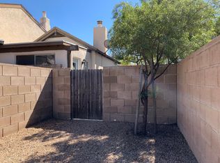 1076 E Blacklidge Dr, Tucson, AZ 85719