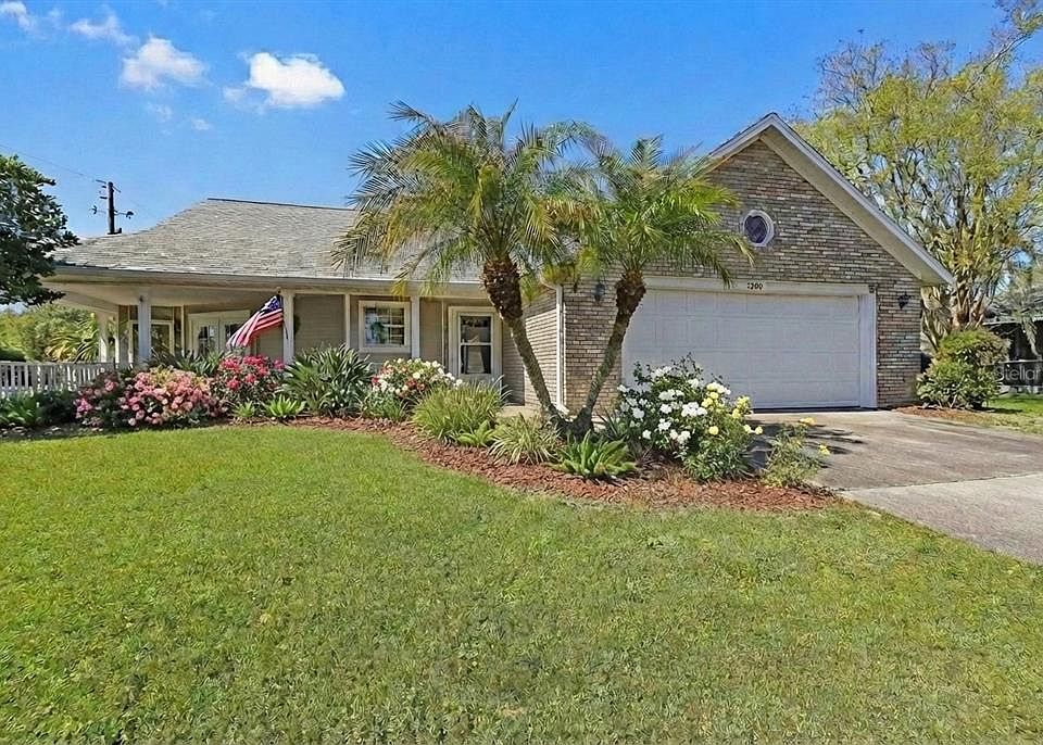 1st image of 1200 S VILLAGE LAKE DRIVE